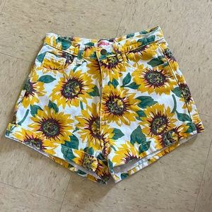 Persun Sunflower high waisted shorts